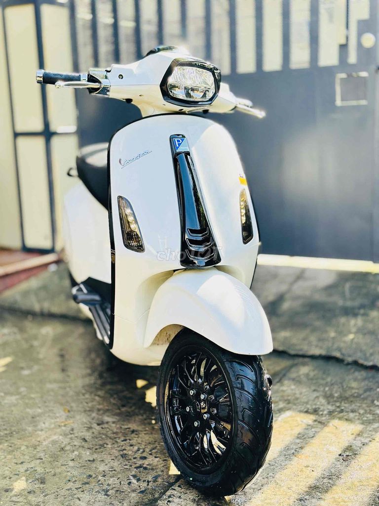 VESPA SPRINT FULL 150CC ABS IGET 2020 1 ĐỜI CHỦ. Mua bán Xe máy tại Quận 12 Tp Hồ Chí Minh được đăng bởi Ta Thanh Thai hình 2