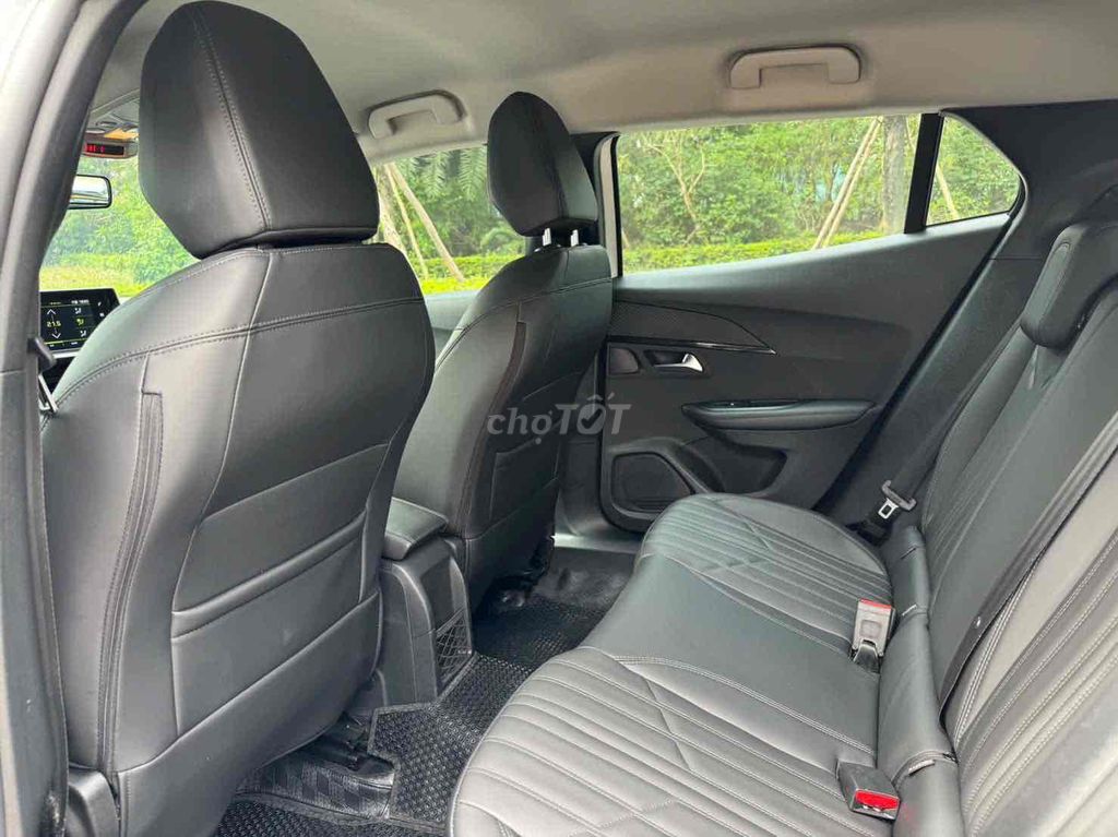 Peugeot 2008 GTLine 2021. Mua bán Ô tô tại Quận Long Biên Hà Nội được đăng bởi Trang Gala hình 13