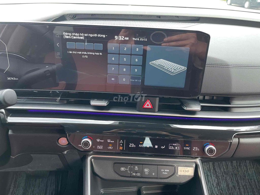 Kia Carnival Premium 7S model 2025 màu trắng. Mua bán Ô tô tại Quận Cầu Giấy Hà Nội được đăng bởi Cao Quý hình 13