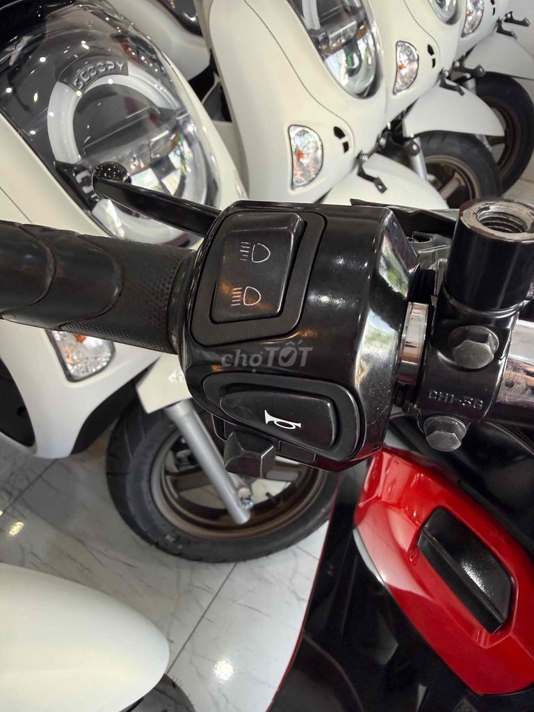 SCOOPY 2020. Xe Zin - Máy Zin Cực Êm. Giấy RG. Mua bán Xe máy tại Thành phố Rạch Giá Kiên Giang được đăng bởi XE MÁY CŨ TÂN 128 hình 10