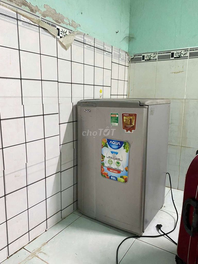 Tủ lạnh Aqua 93 lít Xám Đã sử dụng. Mua bán Tủ lạnh tại Thành phố Thủ Dầu Một Bình Dương được đăng bởi Gia Đình Nhím hình 1