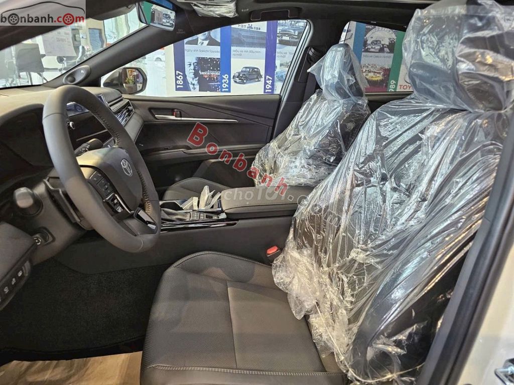 Toyota Camry 2.5 HEV Top 2025 - 1 Tỷ 377 Triệu. Mua bán Ô tô tại Quận 12 Tp Hồ Chí Minh được đăng bởi Nguyễn Hoàng Thái Phương hình 6