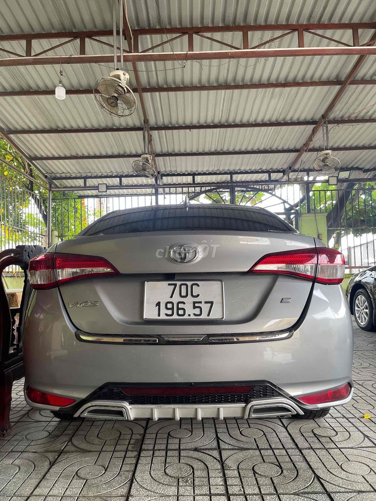 Toyota Vios E Bạc 5 chỗ. Mua bán Ô tô tại Huyện Củ Chi Tp Hồ Chí Minh được đăng bởi Quoc hình 4