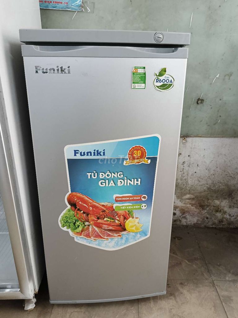 Tủ đông đứng Funiki 152 lít 6 ngăn