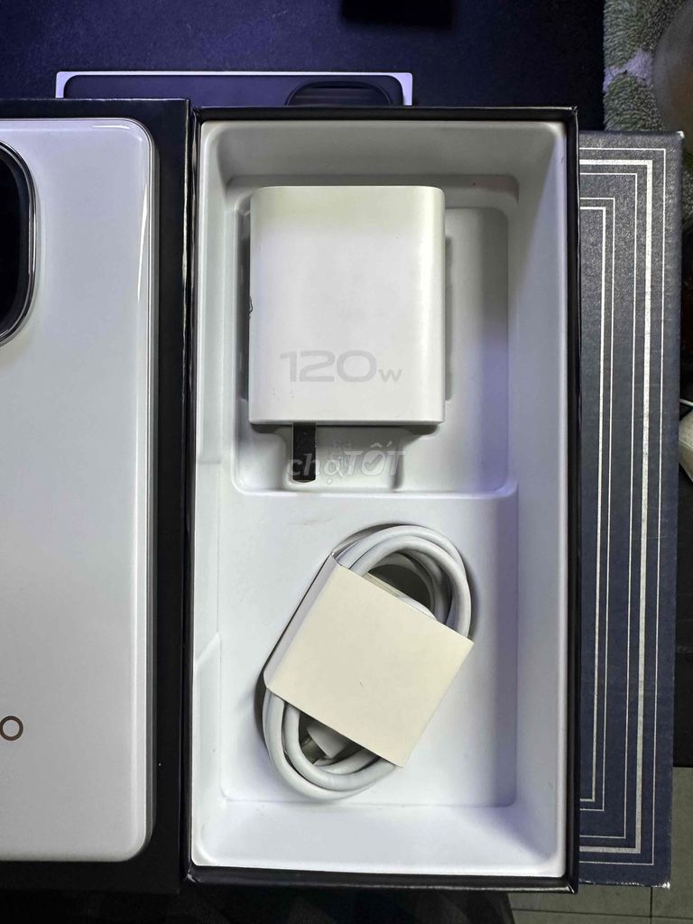 Iqoo z10 turbo pro (12/256) như mới sạc 3 lần - 129768209