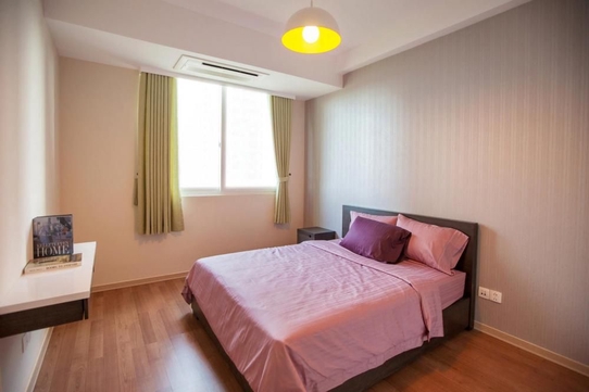 Cho thuê căn hộ Cộng Hoà Plaza Q. Tân Bình, 75m2, 2pn đầy đủ nội thất