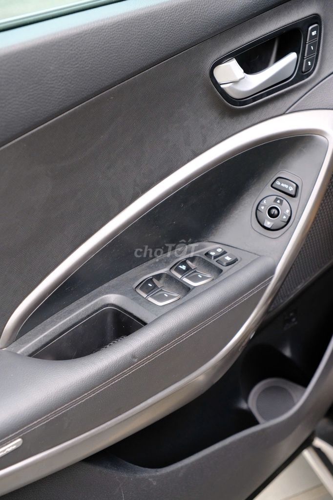 Hyundai Santa Fe 4WD 2015 - 75000 km. Mua bán Ô tô tại Quận Tân Phú Tp Hồ Chí Minh được đăng bởi HYUNDAI MIỀN NAM hình 15