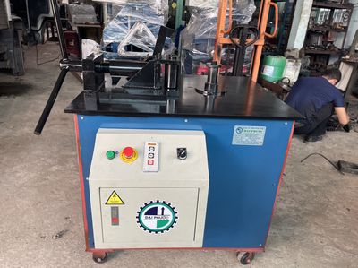 Máy bẻ góc 42-49-60. Mua bán Đồ chuyên dụng, Giống nuôi trồng tại Huyện Hóc Môn Tp Hồ Chí Minh được đăng bởi Máy bẻ đai tự động