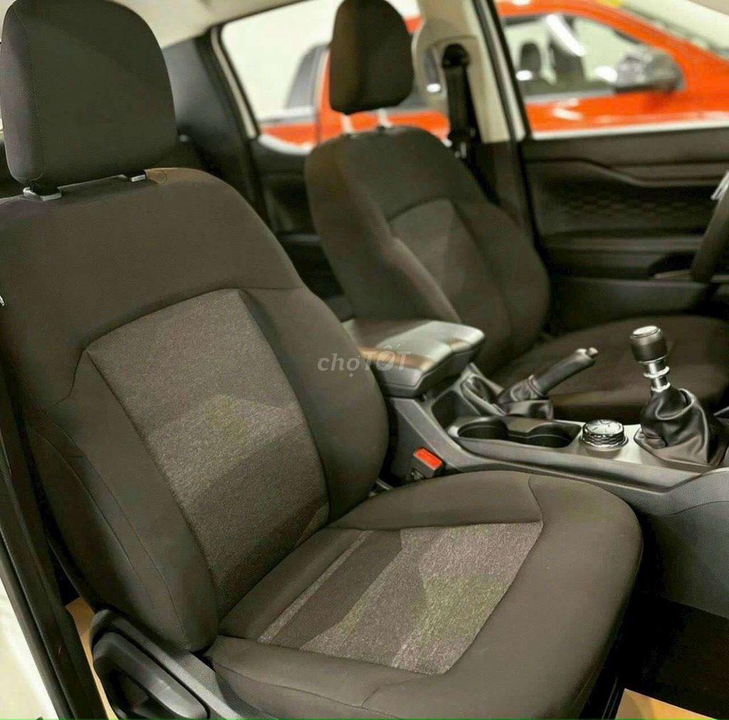 CHIẾC FORD RANGER XL MT 2025. Mua bán Ô tô tại Thành phố Thủ Đức Tp Hồ Chí Minh được đăng bởi MR Khải hình 3