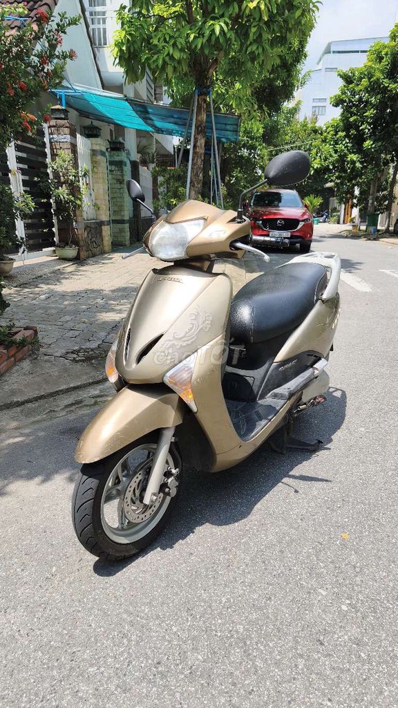 HONDA LEAD FI ВЫСОКАЯ ЖИЗНЬ КРАСИВАЯ МАШИНА ВКУСНАЯ СИЛЬНАЯ ТИХАЯ