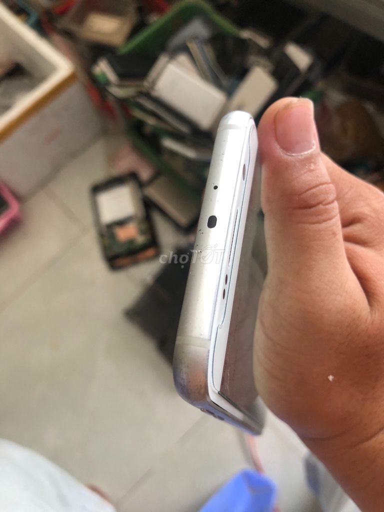 0947504514 - Samsung Galaxy S6 64 GB trắng