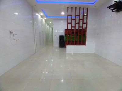 Rent · 3 bd · 100 м² · Quận Ngũ Hành Sơn, ул. Đường Lê Thiện Trị