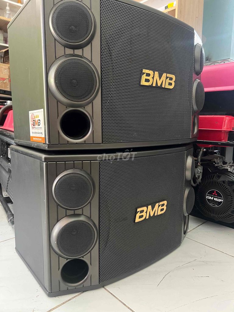 Dọn nhà thanh lý cặp loa BMB2000SE xịn của Bảo Cha. Mua bán Tivi, Âm thanh tại Thành phố Thuận An Bình Dương được đăng bởi Tường Nhi PR hình 1
