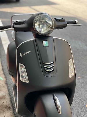 Piaggio Vespa GTS 125 3vie Đen. Mua bán Xe máy tại Huyện Bình Chánh Tp Hồ Chí Minh được đăng bởi Huy