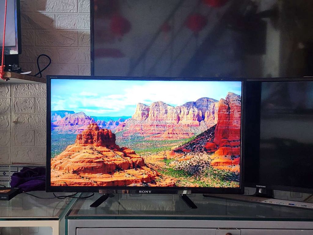 Tivi Sony 32 inch. Mua bán Tivi, Âm thanh tại Thành phố Cà Mau Cà Mau được đăng bởi Duy Nguyễn hình 1