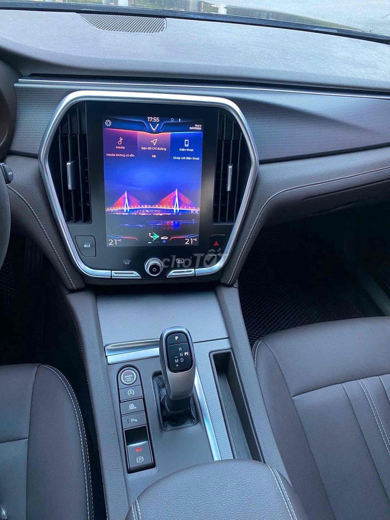 VinFast Lux A2.0 2022 - 30000 km plus. Mua bán Ô tô tại Quận Nam Từ Liêm Hà Nội được đăng bởi Tiến thoả xe chất hình 4