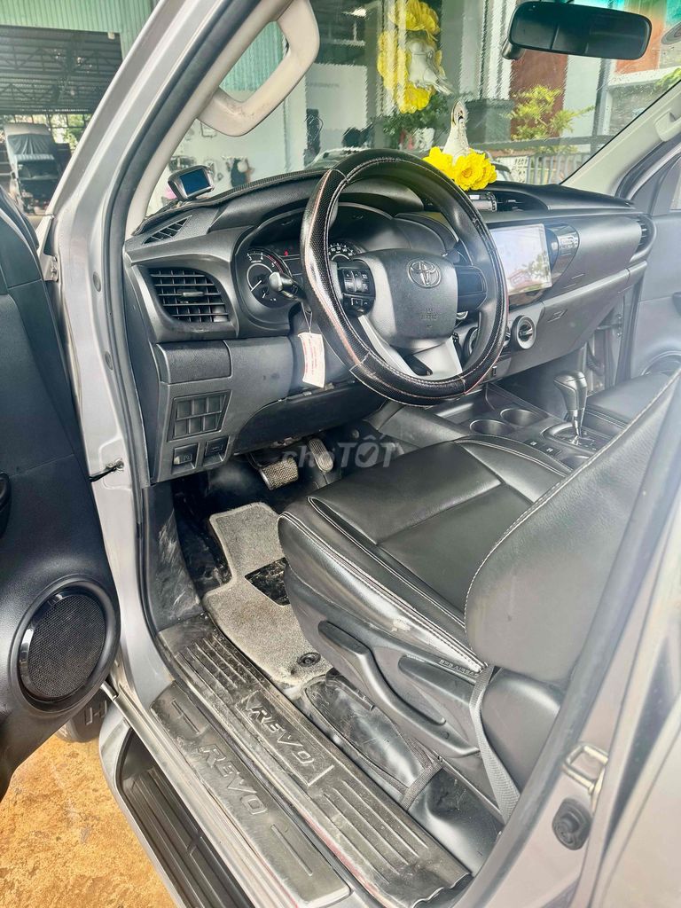 Toyota Hilux 2019 Số tự động Bạc. Mua bán Ô tô tại Thị Xã Buôn Hồ Đắk Lắk được đăng bởi Anh Trung hình 6