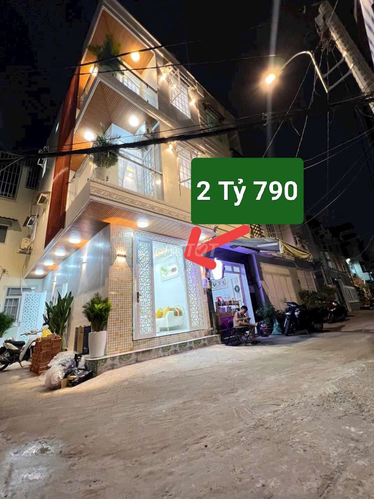 NHÀ GÓC 4X8M MỚI, THUẬN TIỆN Ở KINH DOANH, TIỆN NAIL, SHOP ONLINE..