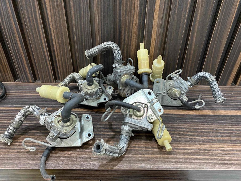 cục xử lý khí thải-cục bơm-cục hơi weve thái 2004. Mua bán Phụ tùng xe tại Thành phố Dĩ An Bình Dương được đăng bởi hà an hình 1