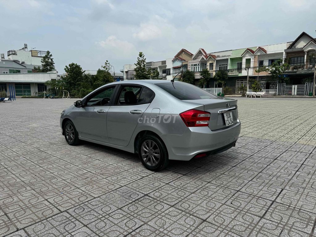 Honda City 2013 1.5 AT - 120000 km. Mua bán Ô tô tại Thành phố Biên Hòa Đồng Nai được đăng bởi Xe Lướt Uy Minh hình 6