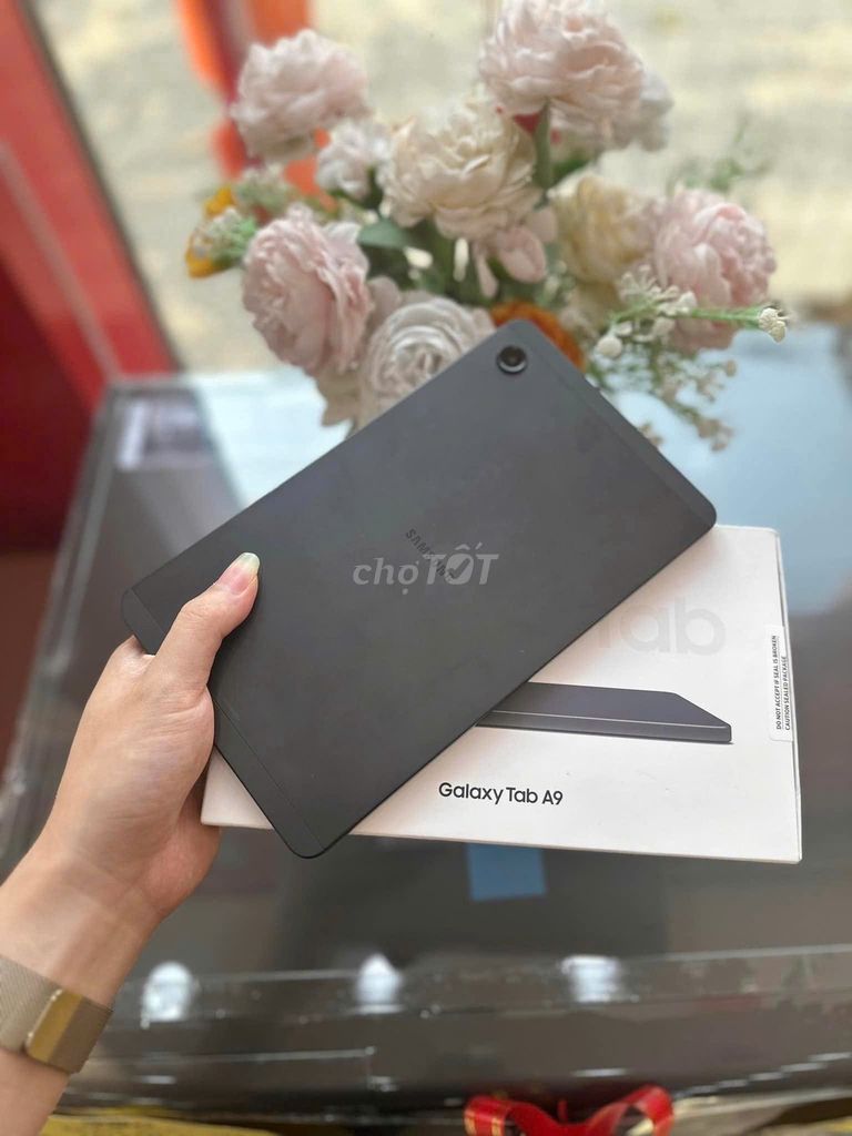 Samsung Galaxy Tab A9 Bạc Mới. Mua bán Máy tính bảng tại Huyện Củ Chi Tp Hồ Chí Minh được đăng bởi Hương Điện Máy Trả Góp Lê Triều hình 2