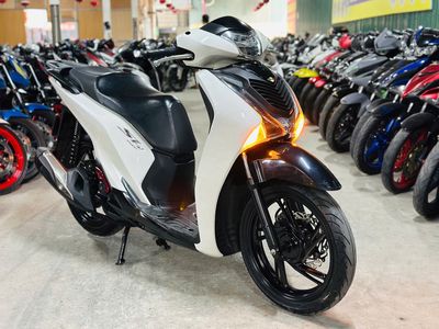 XE MÁYTHANH TÙNG_SH 150 TRẮNG BIỂN 29 MÁY ZIN CHẤT. Mua bán Xe máy tại Quận Nam Từ Liêm Hà Nội được đăng bởi THANH TÙNG