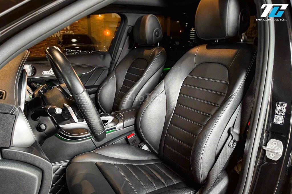 Mercedes C300 AMG đen nt đen sx2021 đi 38k km. Mua bán Ô tô tại Quận Gò Vấp Tp Hồ Chí Minh được đăng bởi Kính Đặng Ô Tô Lướt hình 13