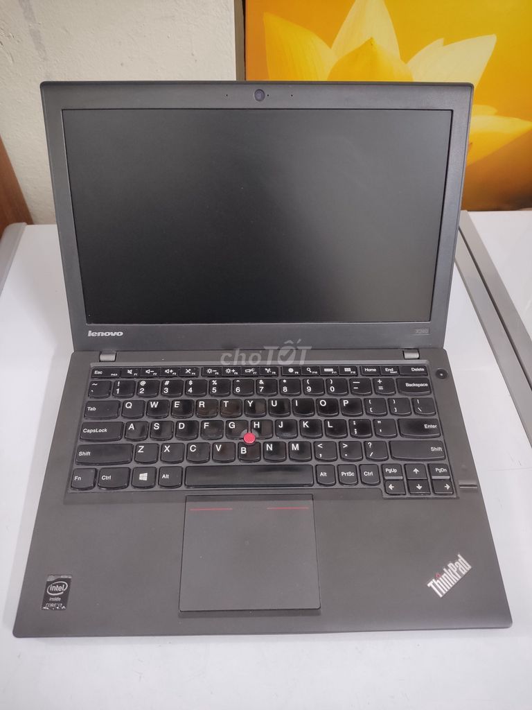 Lenovo Thinkpad X240 i5-4300U 12.5 inch 8GB/120GB. Mua bán Laptop tại Quận Đống Đa Hà Nội được đăng bởi Cơ Nguyễn PC hình 1