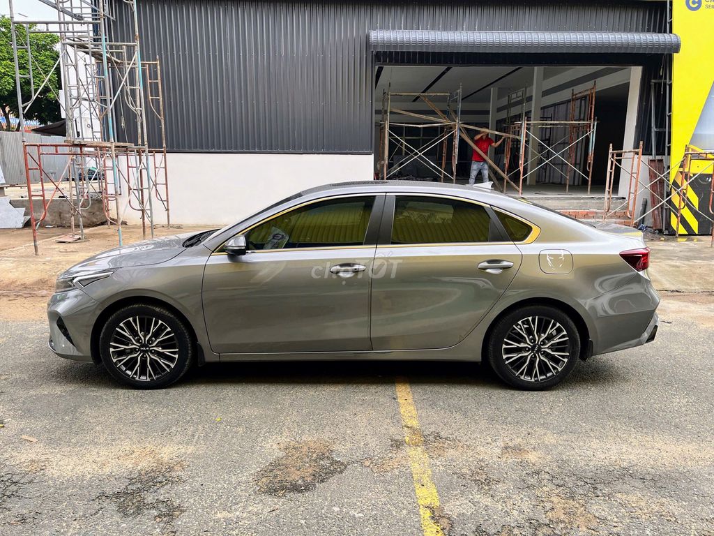 KIA K3 2.0 PREMIUM 2021 XE GIA ĐÌNH LƯỚT VAY 75%. Mua bán Ô tô tại Quận Bình Thạnh Tp Hồ Chí Minh được đăng bởi Hiếu hình 4