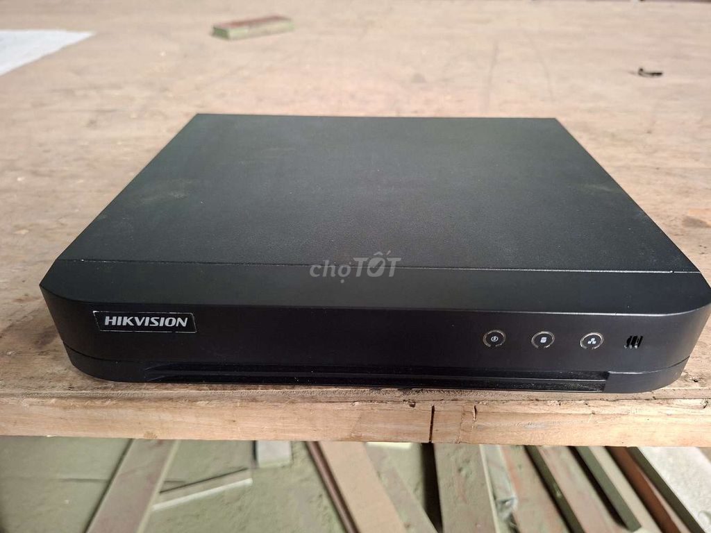 Đầu ghi hình Hikvision DS-7208HGHI-K1 Đen cũ. Mua bán Máy ảnh, Máy quay tại Thị xã Tân Uyên Bình Dương được đăng bởi Cậu ba hình 1