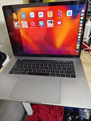 Apple MacBook Pro 2017 16GB/512GB SSD