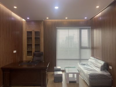CHO THUÊ VĂN PHÒNG 37m 12TR GOLDEN KING 15 NGUYỄN LƯƠNG BẰNG P. TÂN MỸ