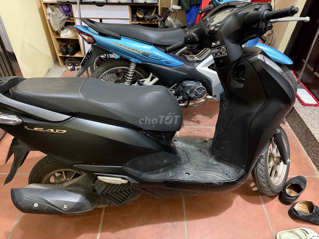 bán xe lead phiên bản đặc biệt ABS đen mờ. Mua bán Xe máy tại Huyện Thanh Trì Hà Nội được đăng bởi Đạt hình 3