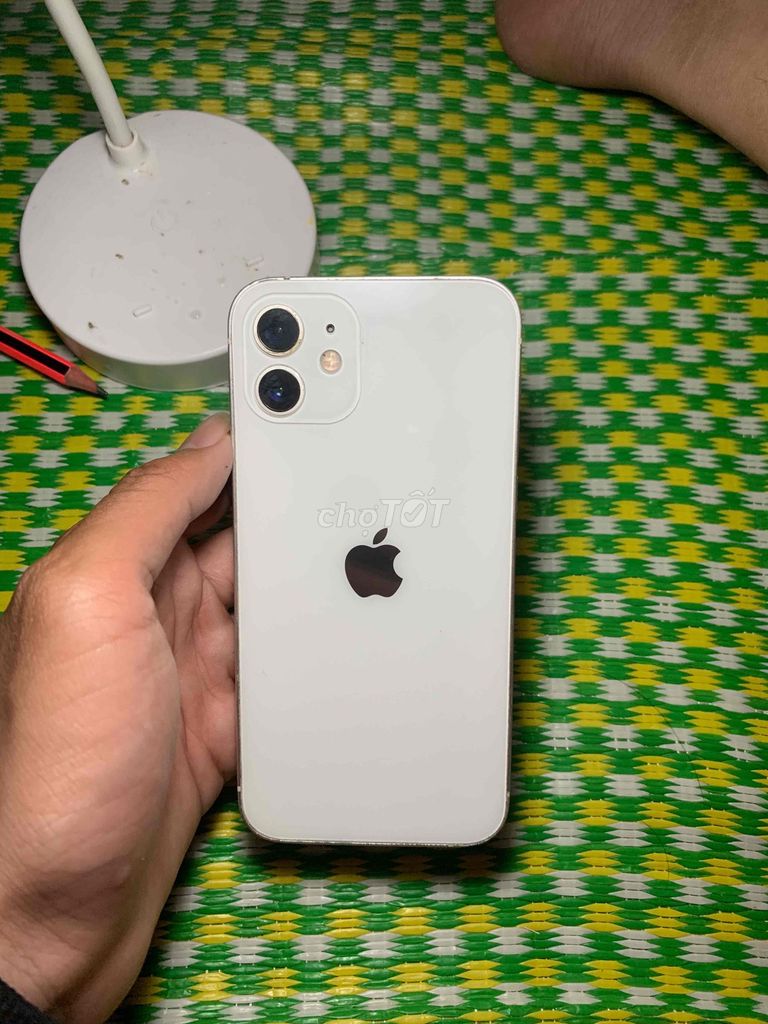 Apple iPhone 12 64GB Trắng. Mua bán Điện thoại tại Quận Hai Bà Trưng Hà Nội được đăng bởi    hình 1