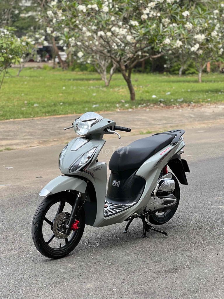 Vision 110cc Xám Xi Măng 1/2024 Like New Leng Keng