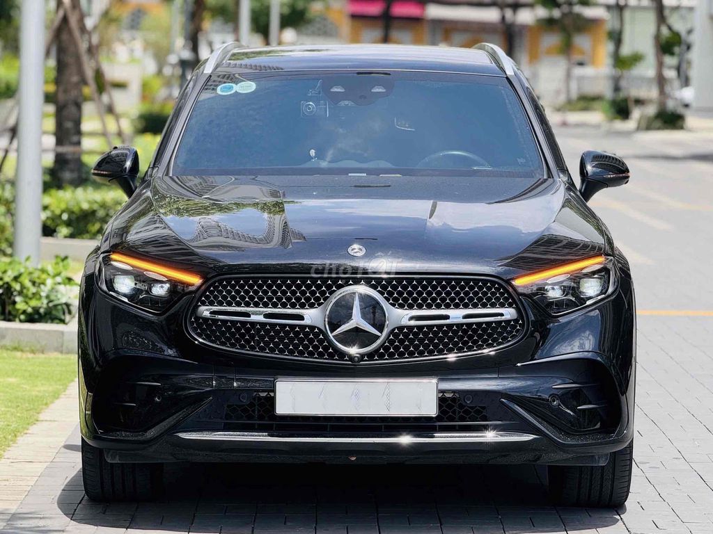 Mercedes GLC300 4Matic 2023 Lướt 8.000km