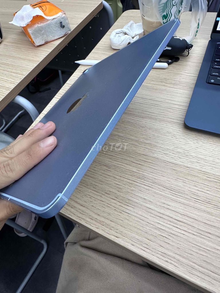 Apple iPad Air 4 Xanh 4G Wifi. Mua bán Máy tính bảng tại Quận Gò Vấp Tp Hồ Chí Minh được đăng bởi Nguyễn Anh Vinh hình 1