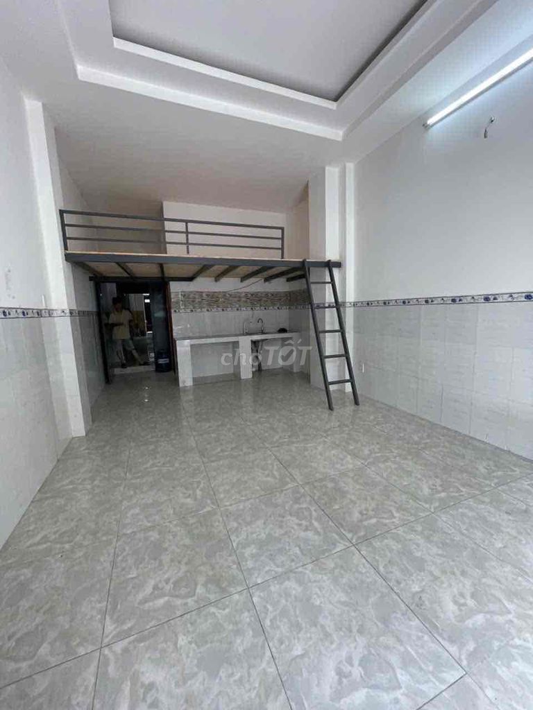 Nhà Kiot 50m2 ngay Lê Văn Quới gần Ngã tư 4 xã ở 4 5 người thoài mái