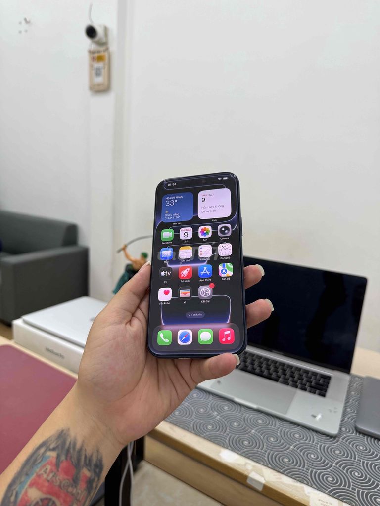 Apple iPhone 17 Pro Max 512GB Pin 100% sạc 40L. Mua bán Điện thoại tại Quận Đống Đa Hà Nội được đăng bởi Hà Nội Mobile Bao Duyệt Nợ Xấu hình 1