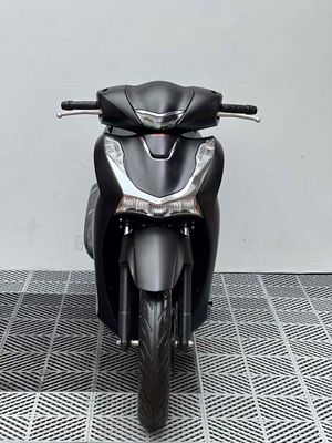 SH150 ABS 2022 zin chất - Trả trước 45tr nhận xe✅. Mua bán Xe máy tại Quận Long Biên Hà Nội được đăng bởi Nguyễn thị xuân