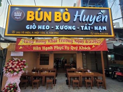 Sang nhượng Quán Bún bò mặt tiền Tô Hiệu, Tân Phú. Mua bán văn phòng, mặt bằng kinh doanh tại Quận Tân Phú Tp Hồ Chí Minh được đăng bởi Đỗ Tiến Vũ