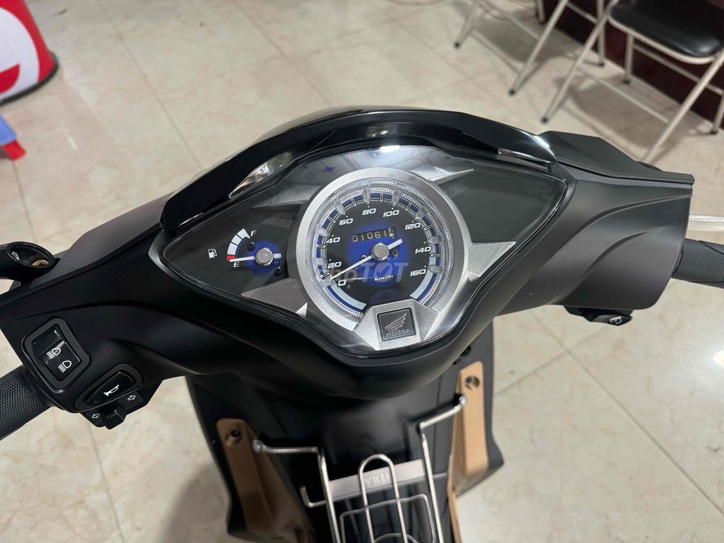fututure 2025 odo:1000km. Mua bán Xe máy tại Huyện Hàm Thuận Nam Bình Thuận được đăng bởi Toàn hình 6