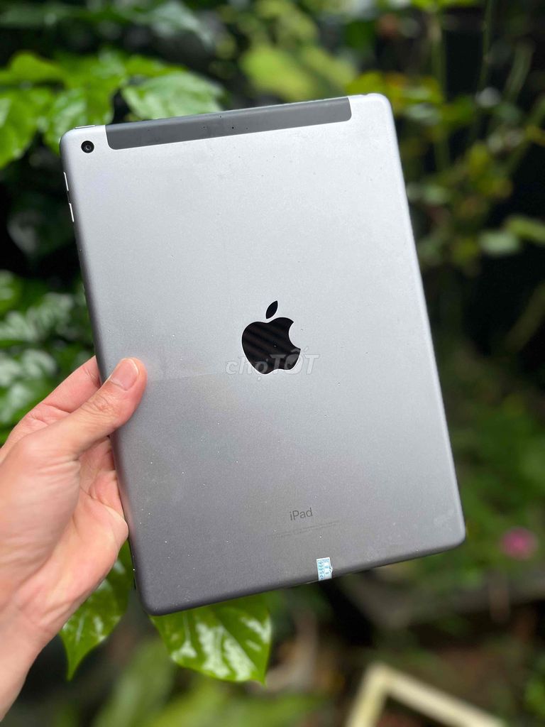 Apple iPad Gen 6 10.5 inch 4G 32GB Xám. Mua bán Máy tính bảng tại Thành phố Đà Lạt Lâm Đồng được đăng bởi nhanh gọn lẹ hình 1