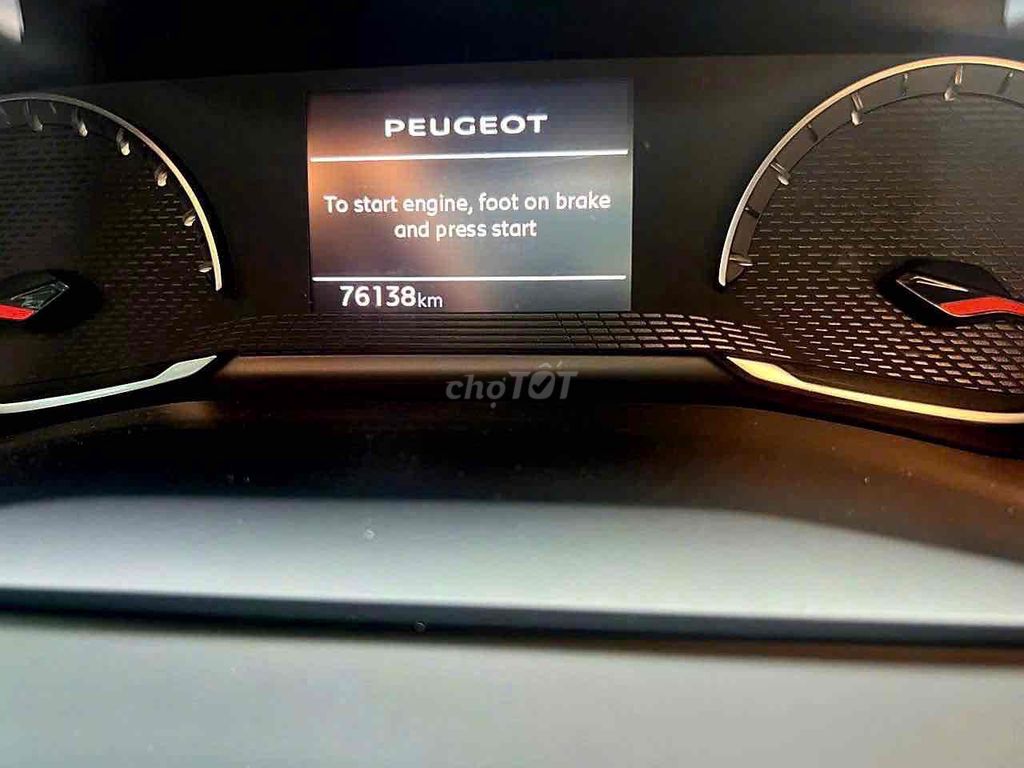 Peugeot 2008. Mua bán Ô tô tại Quận 12 Tp Hồ Chí Minh được đăng bởi Tran Cong Hanh hình 4
