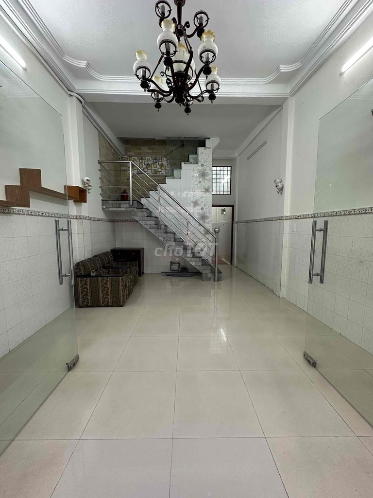 Аренда · 4 комн. · 48 м² · Quận 6, ул. Đường Minh Phụng