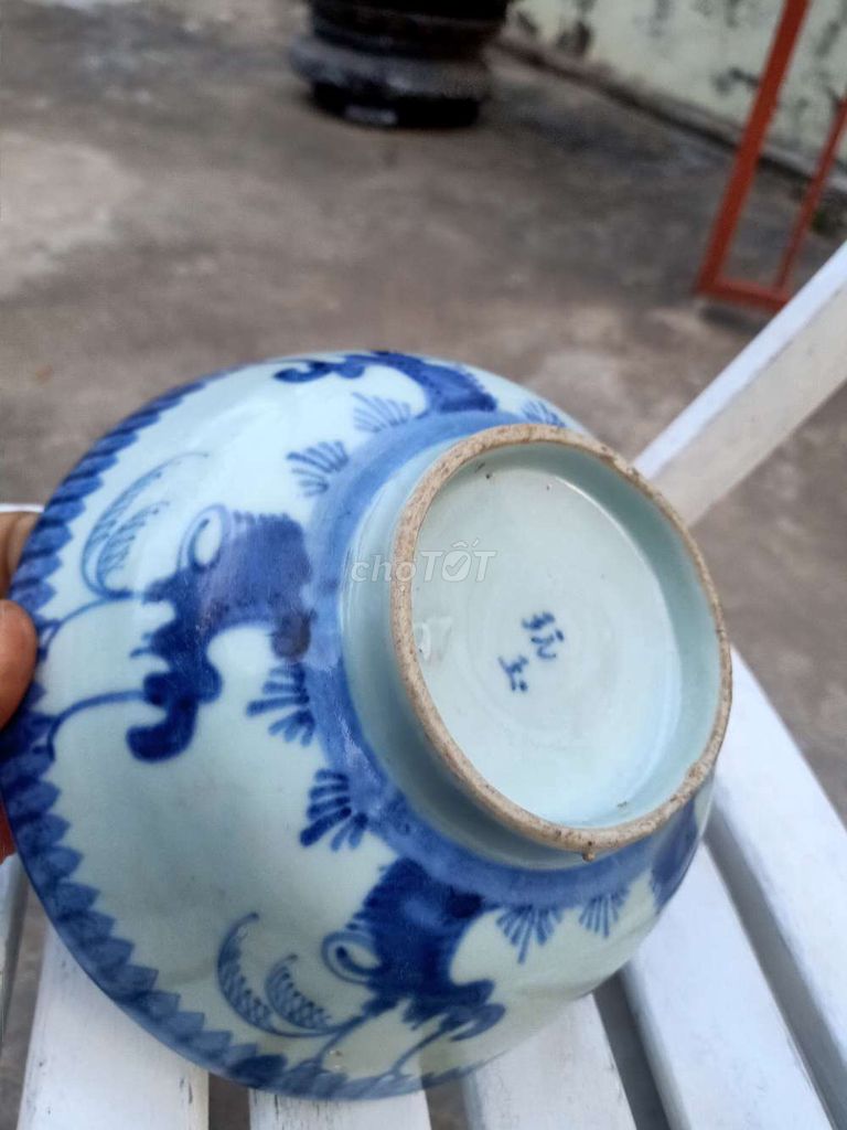 Bát cổ Gốm sứ Trắng xanh Còn rất đẹp. Mua bán Đồ sưu tầm, đồ cổ tại Quận Thanh Khê Đà Nẵng được đăng bởi Hanh hình 1