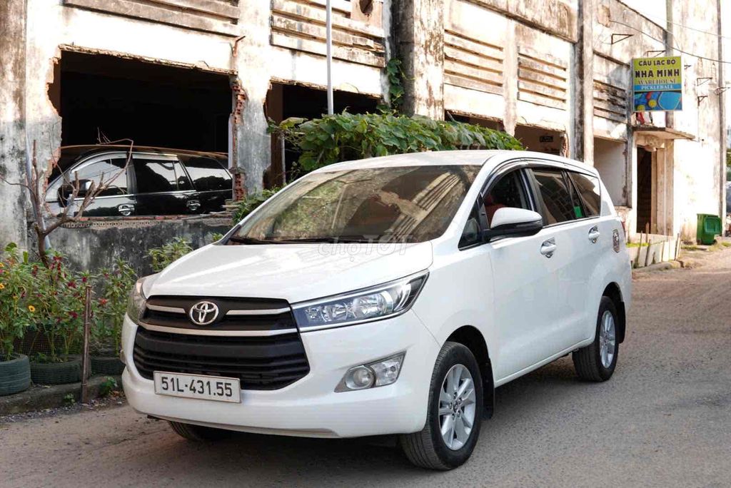 Toyota Innova 2018 2.0E - 85000 km