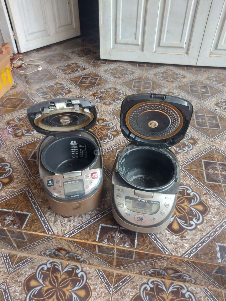 2 nồi cơm điện Hitachi . Mua bán Bếp, lò, đồ điện nhà bếp tại Huyện Long Thành Đồng Nai được đăng bởi  Quỳnh Uy Vũ hình 1