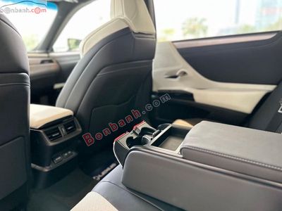 Lexus ES250 Fsport. Mua bán Ô tô tại Quận Nam Từ Liêm Hà Nội được đăng bởi Ms Lự