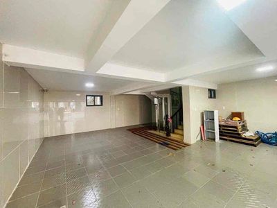 Аренда · 8 комн. · 120 м² · Thành phố Thủ Đức, ул. Đường Phạm Văn Đồng